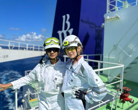 Female-seafarers-1800x1400-1-1350x1080