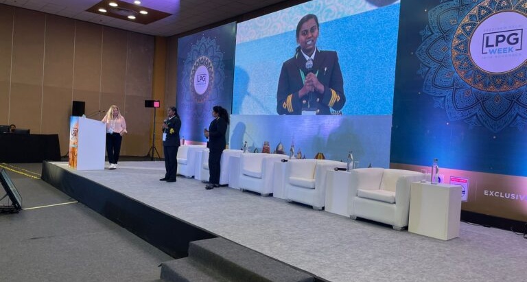 b26c33fa-f2e3-432b-bc66-02c60e18f9af-768x576