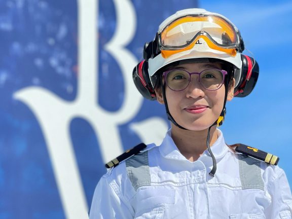 people-thumbnail-05-aspect-ratio-4-3-576x432