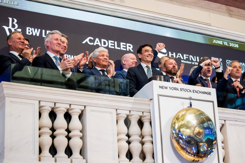 Group balcony cheering